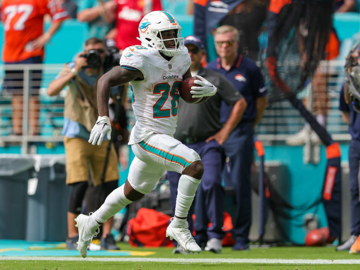 Dolphins rookie RB De'Von Achane named AFC Offensive Player of the