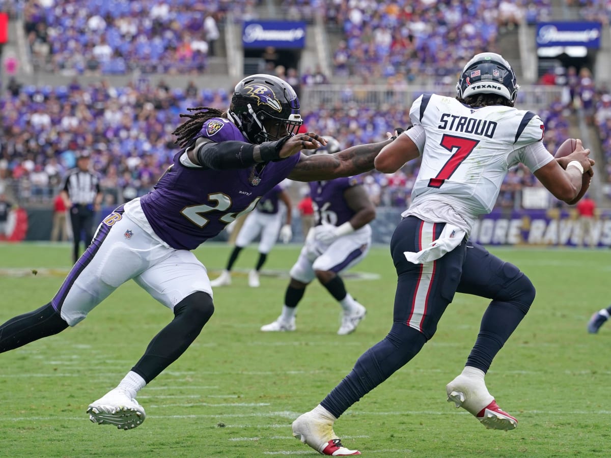 Jadeveon Clowney is leaving his Browns days behind, and the Ravens are glad  to have him - The Athletic