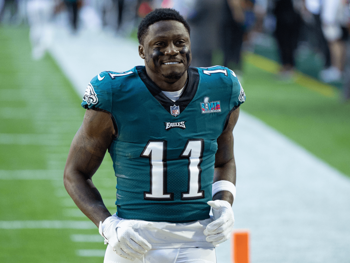 AJ Brown reacts to Eagles' decision to move on from Pro Bowler - A