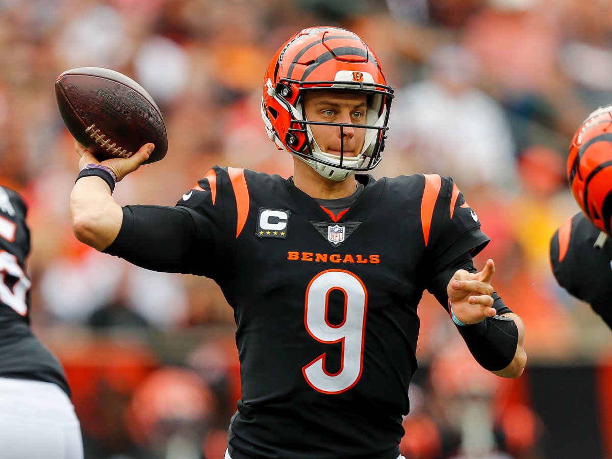 Cincinnati Bengals QB Joe Burrow still involved in camp despite