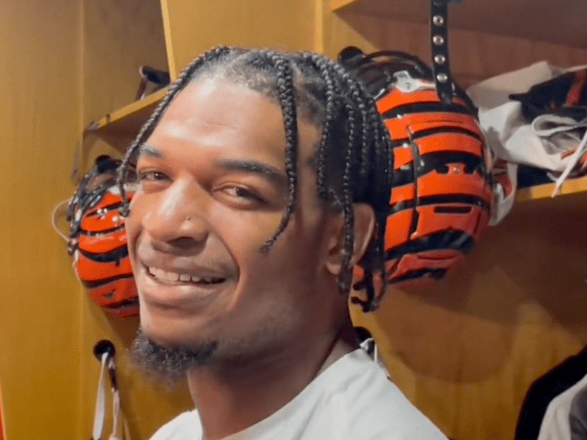 Bengals WR Ja'Marr Chase has great reaction to instantly iconic photo from  Steelers game - A to Z Sports