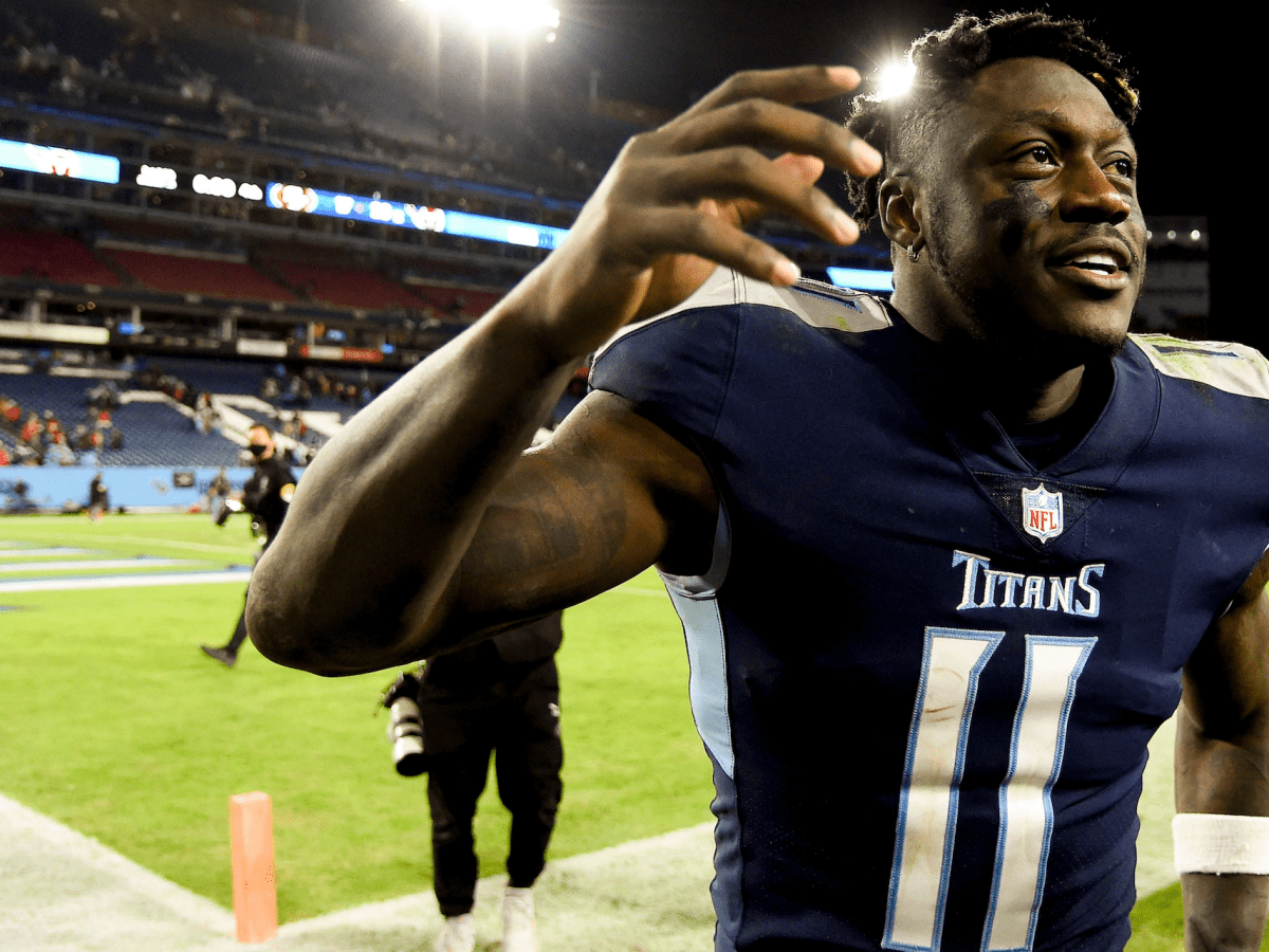 Tennessee Titans: A.J. Brown ranked as top-5 rookie by ESPN