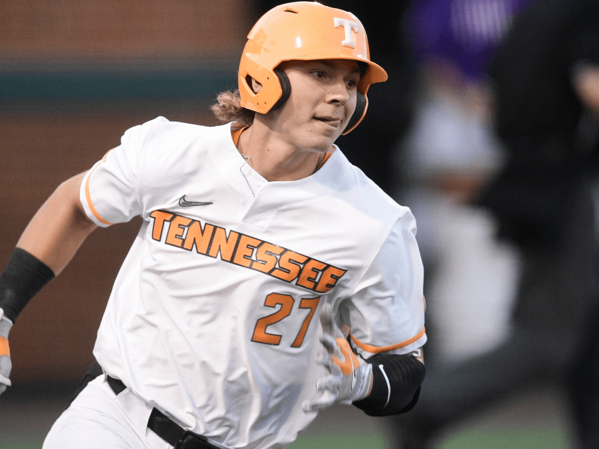 Tennessee baseball's Jordan Beck flips off Georgia Tech in