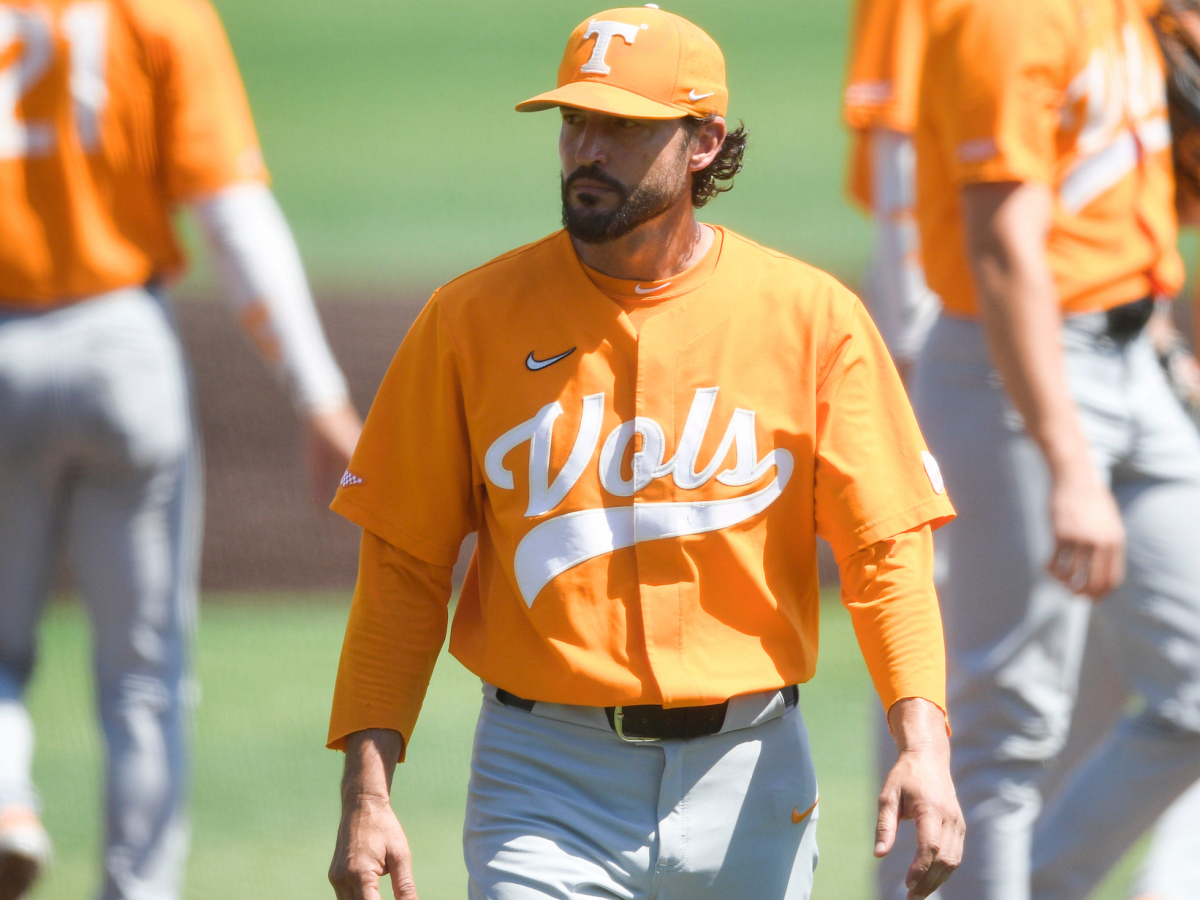 Notre Dame baseball coach on stunning Tennessee to reach CWS