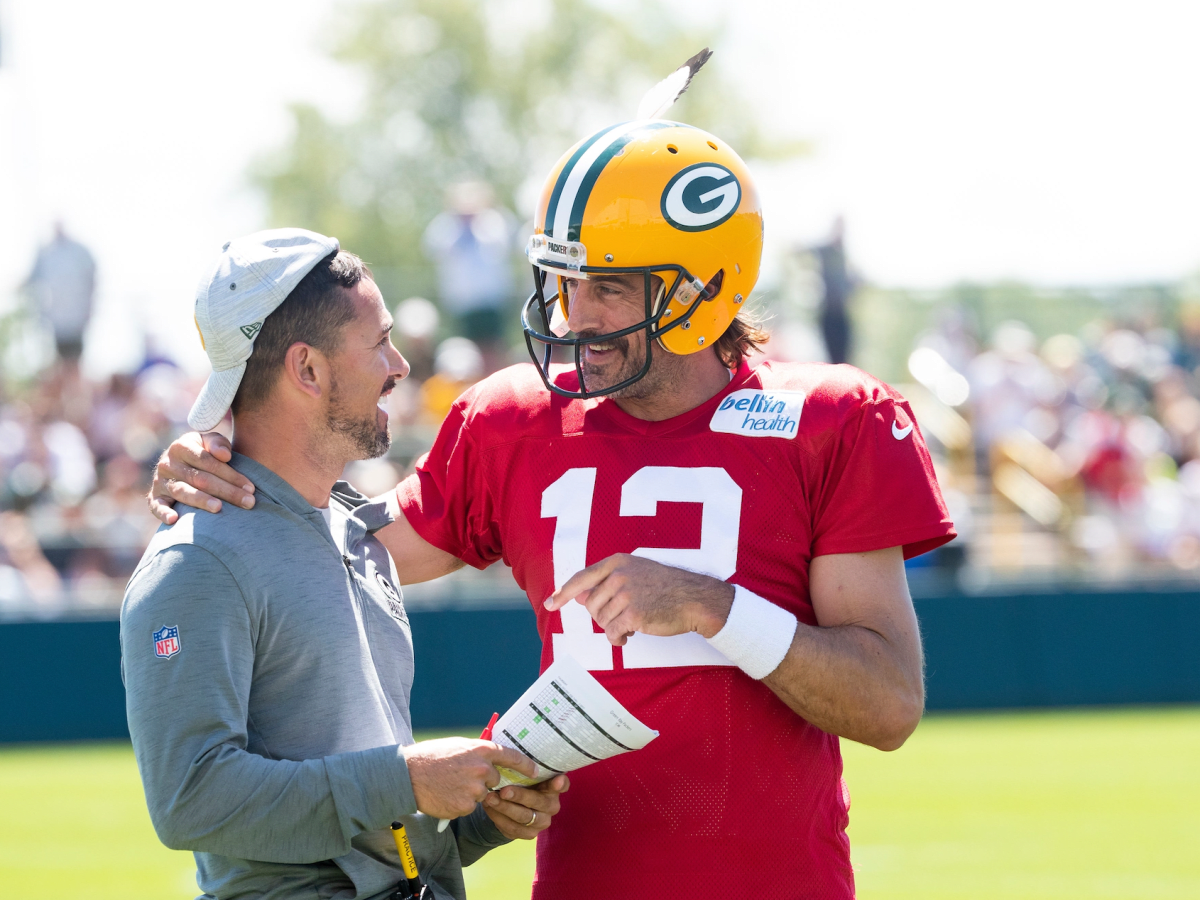 Aaron Rodgers shows love to Matt LaFleur with funny shirt