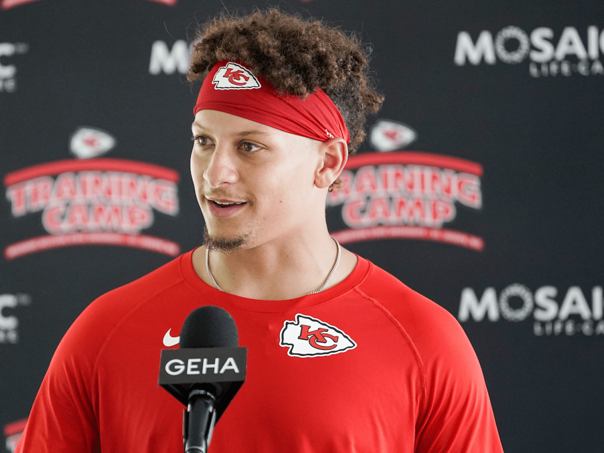 Patrick Mahomes mediates melee at Chiefs' Sunday practice