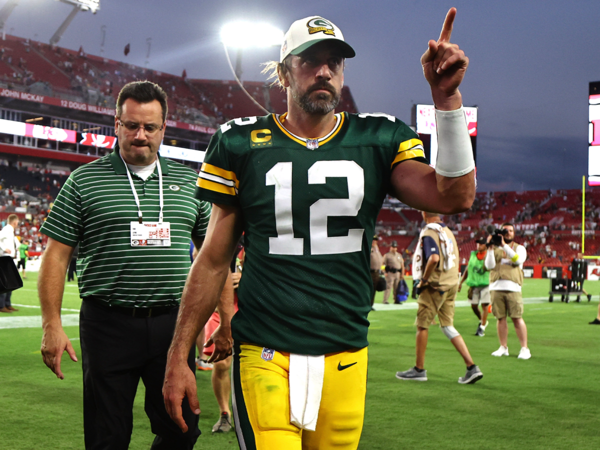 The Green Bay Packers Can't Win With This Aaron Rodgers