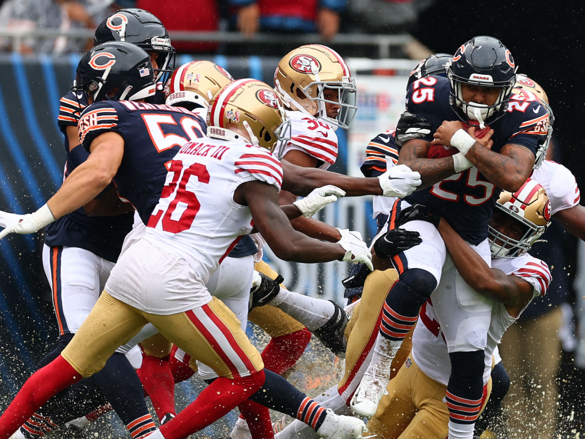 Bears beat the 49ers, 19-10