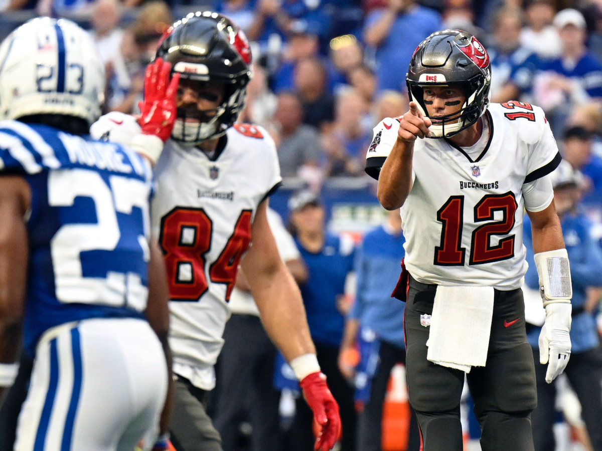 Tom Brady drops hype video explaining why he came back for 2022 season with  Buccaneers