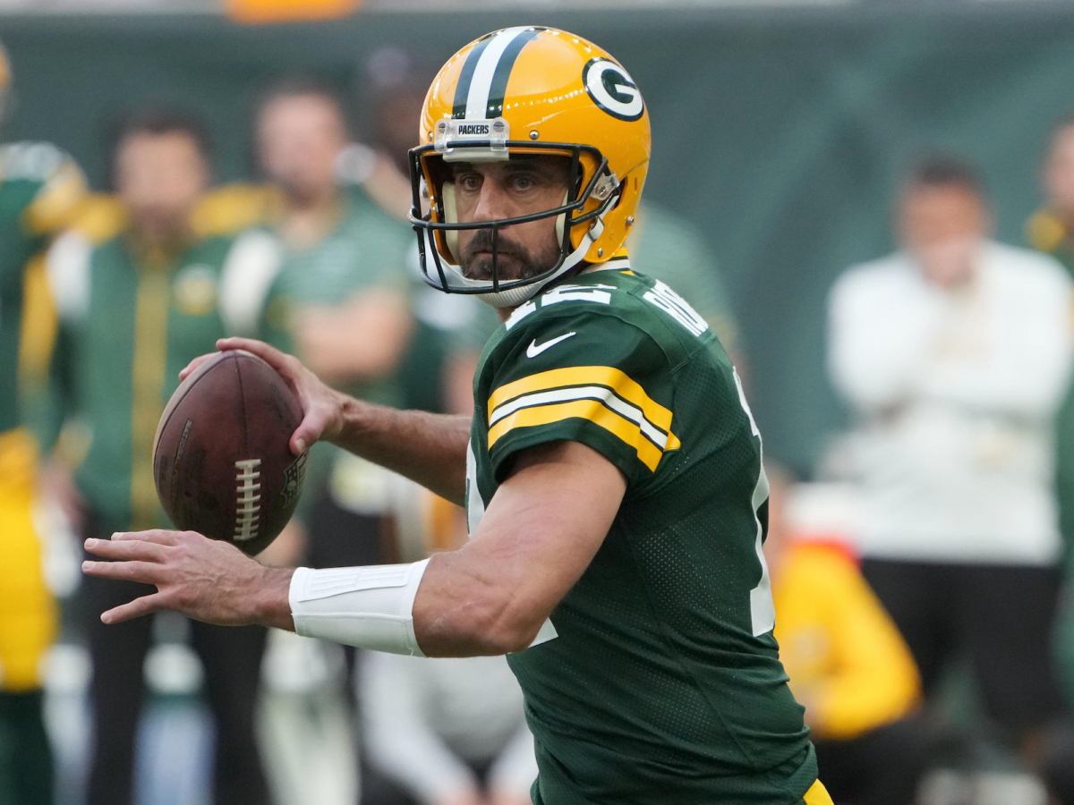 It's Scripted”: Aaron Rodgers' Casual Words on San Francisco Update Amid Pro  Bowl Frenzy Shocks NFL Fans for a Convincing Reason - EssentiallySports