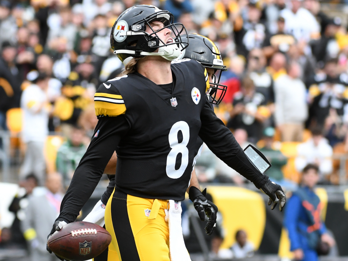 Steelers' Kenny Pickett has first 2 pass TD game of his career - Behind the  Steel Curtain