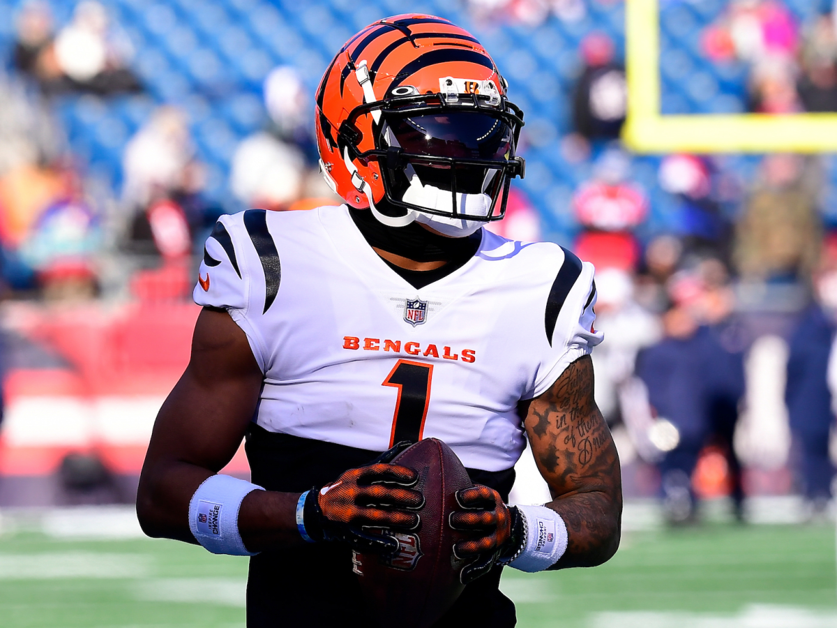 Ja'Marr Chase frustrated after Bengals' offense struggles again in