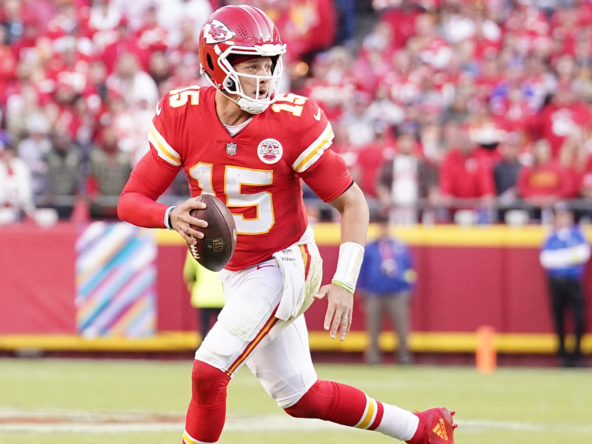 ESPN predicts Chiefs will play Chargers in second round of playoffs - A to  Z Sports