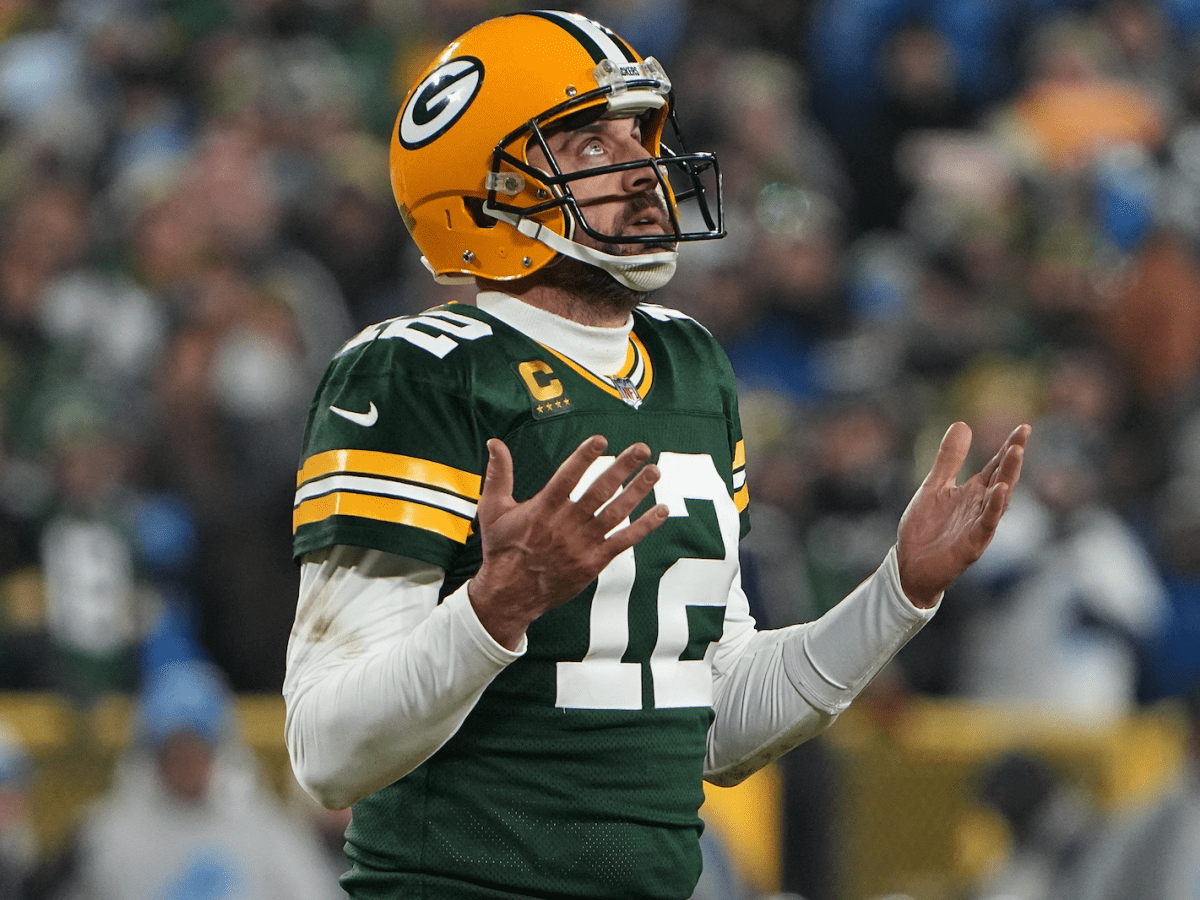Packers-Lions provided opportunity for awesome jersey swaps