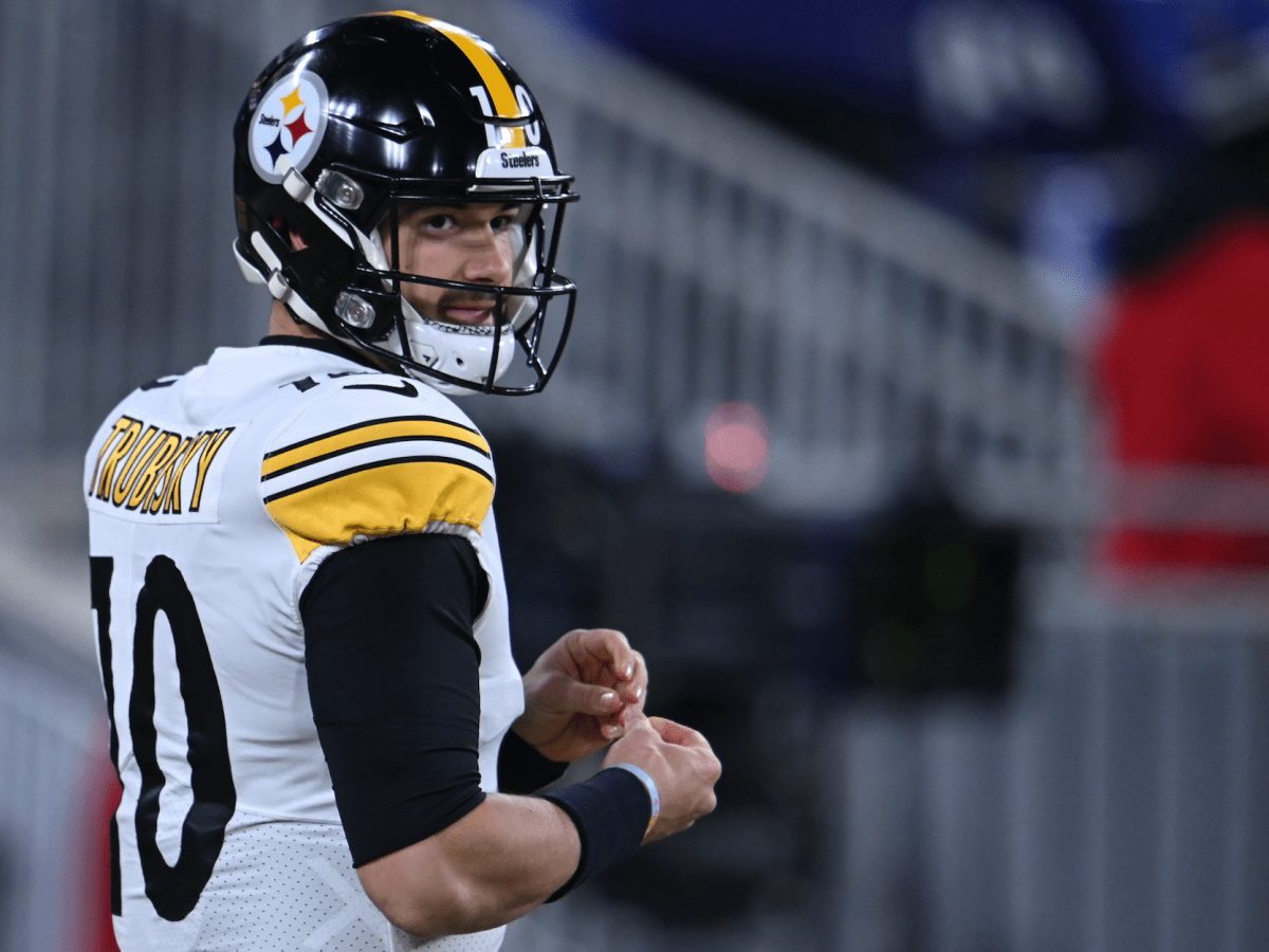 Mentor's Mitch Trubisky decent in return home with Steelers, but QB change  chatter likely to remain – News-Herald