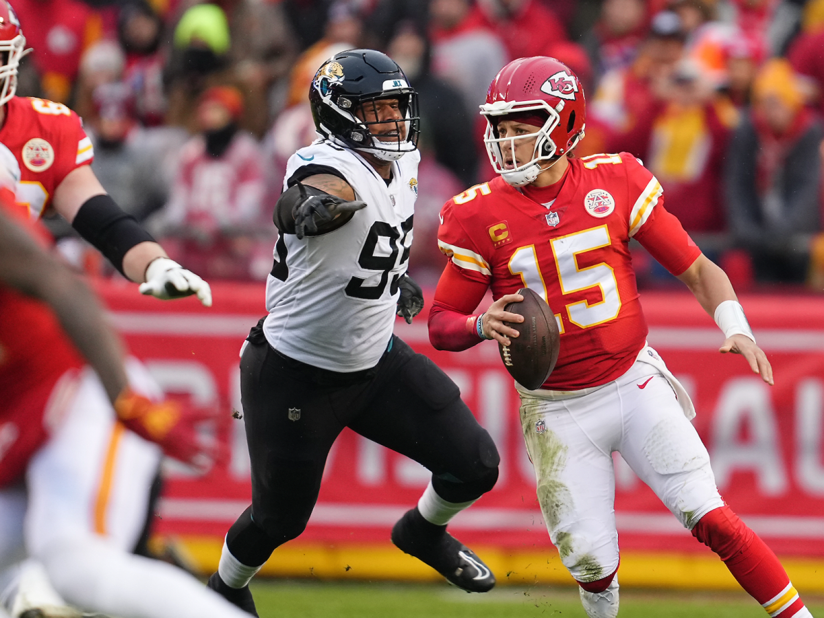 Chiefs' Patrick Mahomes suffered high ankle sprain against Jaguars