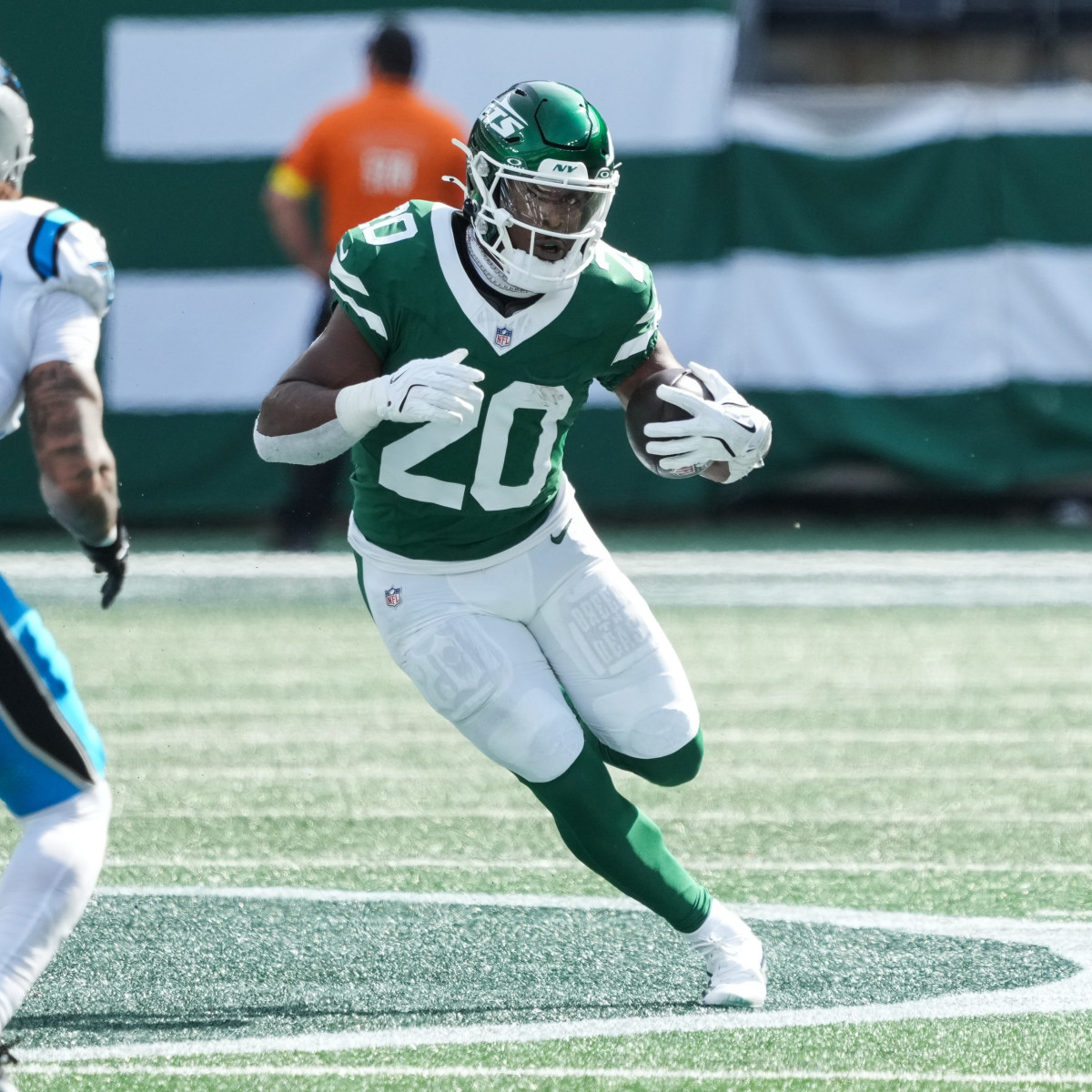 Chiefs opted to keep draft capital over acquiring proven playmaker that would have filled their biggest roster need - A to Z Sports