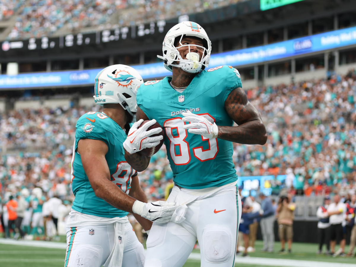 Dolphins shake up their roster ahead of Week 13 showdown with the Saints, officially bringing back two starters while risking two youngsters to waivers