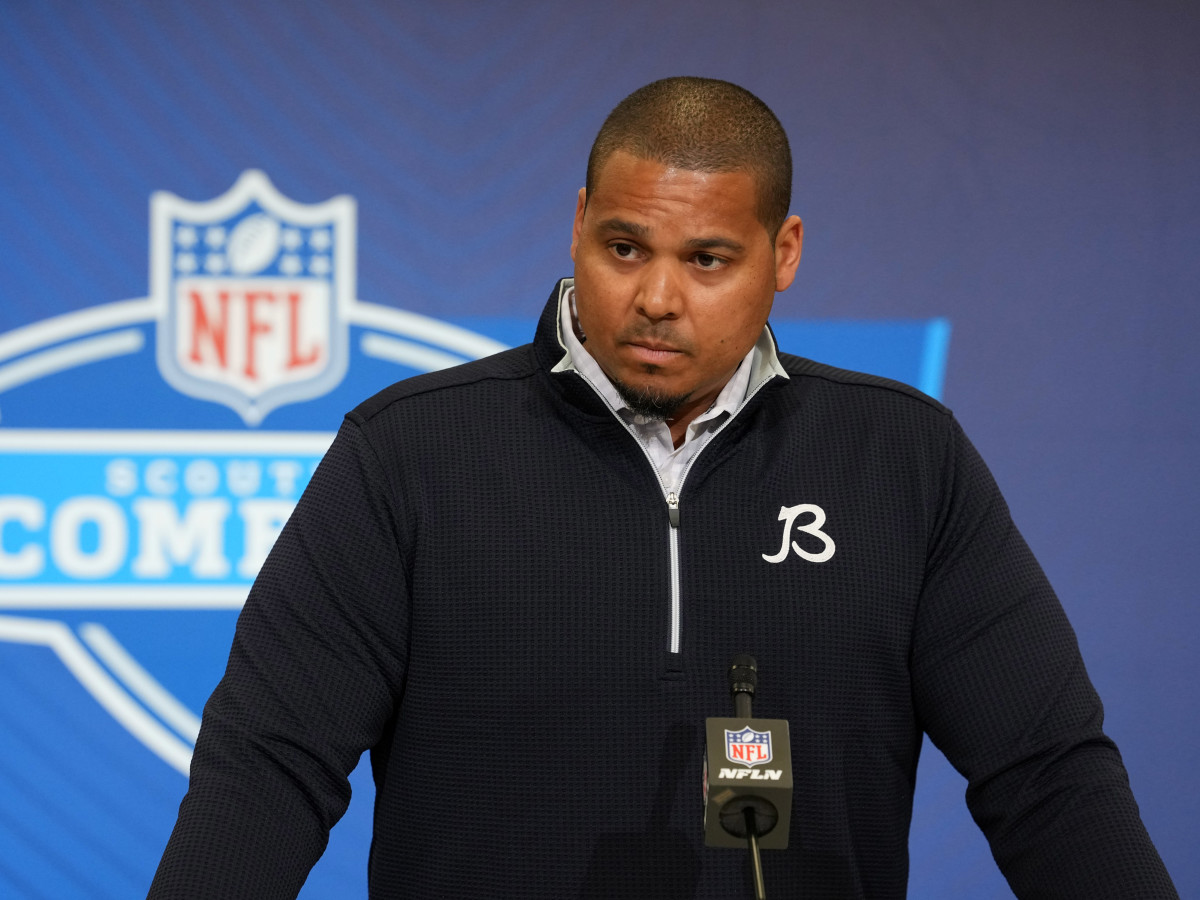 Ryan Poles' latest comments make it sound like trading WR DJ Moore will be  a last resort decision for the Bears - A to Z Sports