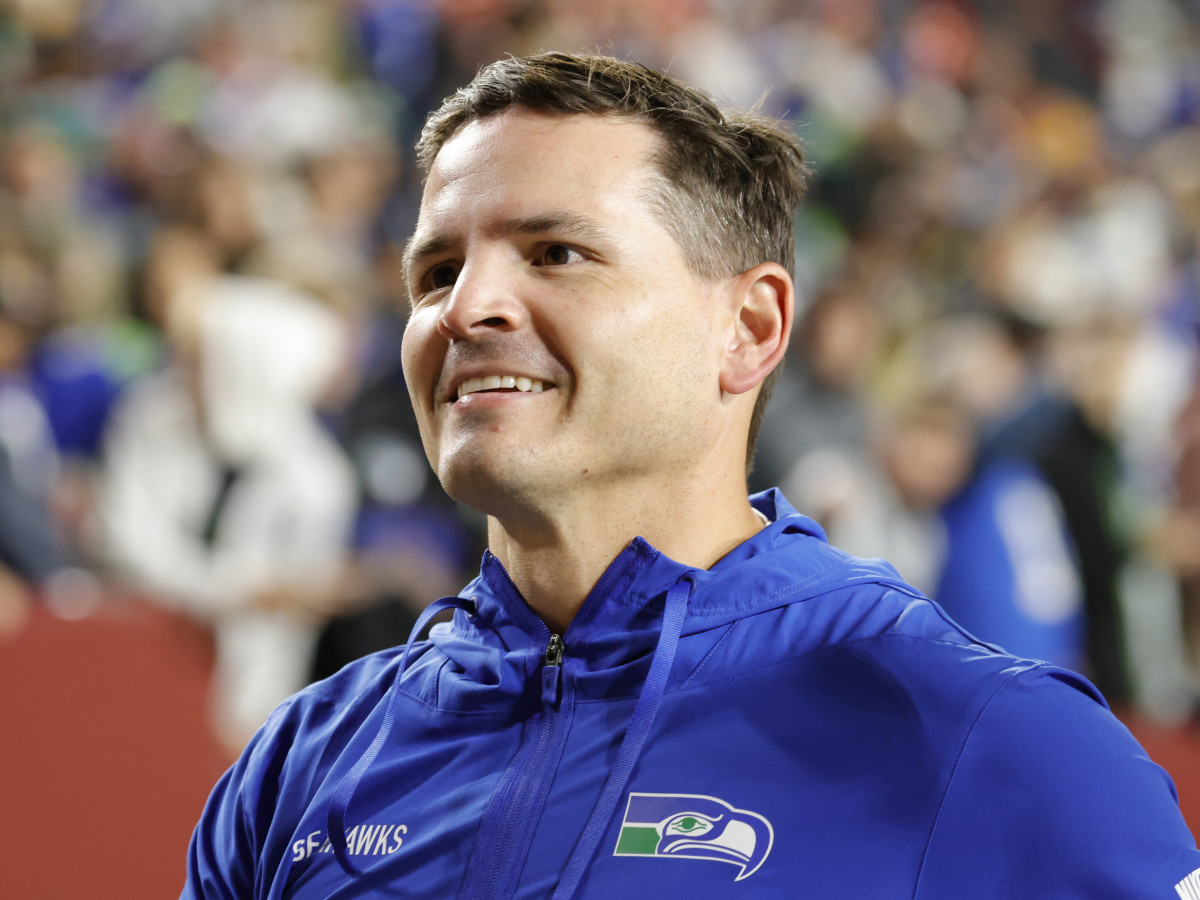 NFL insider has his eyes on the Seahawks to make a move that would shock the entire league during the trade deadline - A to Z Sports