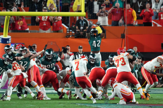 Eagles player's wife blasts Chiefs' Super Bowl LVII celebration after  'weakest holding call'