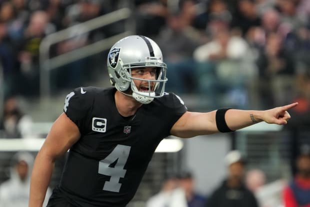 Saints' Derek Carr gets honorable mention nod on ESPN's top 10 quarterback  list - A to Z Sports