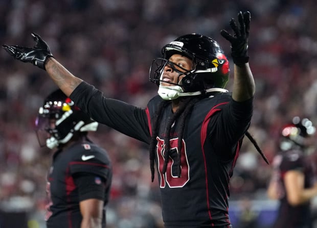 Patriots reportedly making a push for DeAndre Hopkins following