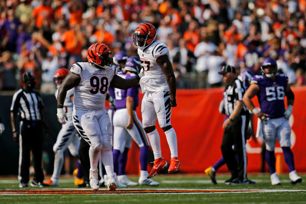 Cincinnati Bengals - Last uniform combo of the year: ⬜ jerseys, ⬛ pants  #CINvsBAL #Bengals50