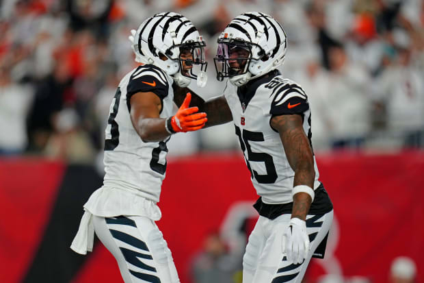 Why are the Bengals wearing white helmets on Thursday Night Football?