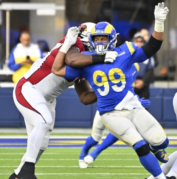 Rams DL Aaron Donald gives NFL quarterbacks nightmares. Here's why. 