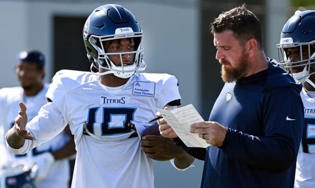 Notes from a unique Titans training camp scrimmage - A to Z Sports