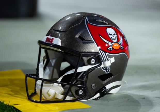 Buccaneers new helmet, logo: Will this jump start a new era? 