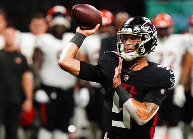 Falcons make weird decision with team captains - A to Z Sports