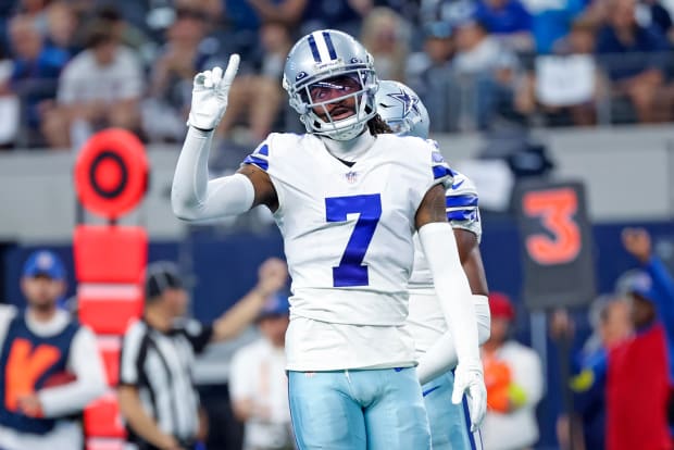 Cowboys: Spiking the ball is a better idea than targeting Trevon Diggs