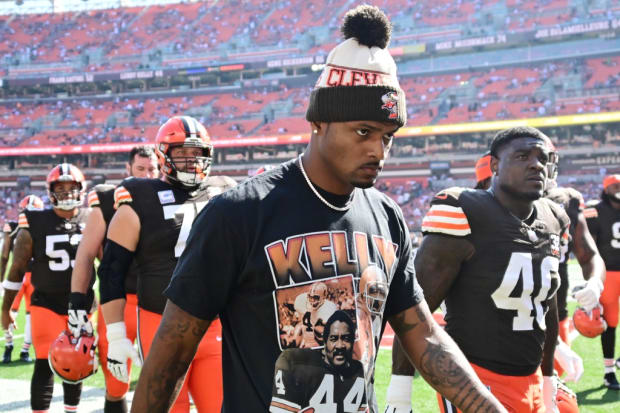 Browns QB Deshaun Watson sitting out with shoulder injury; rookie  Thompson-Robinson starts vs Ravens