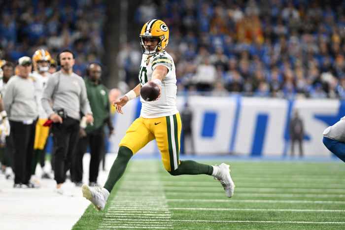 Packers hot start sets the tone in win over the Lions