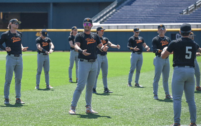 Tennessee Vols had a surprise supporter in Omaha for game 2 of the ...