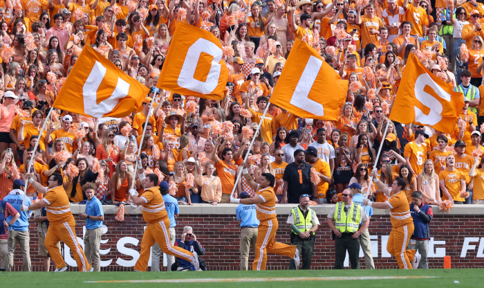 Tennessee Vols assistant named as one of the top coaches in college ...