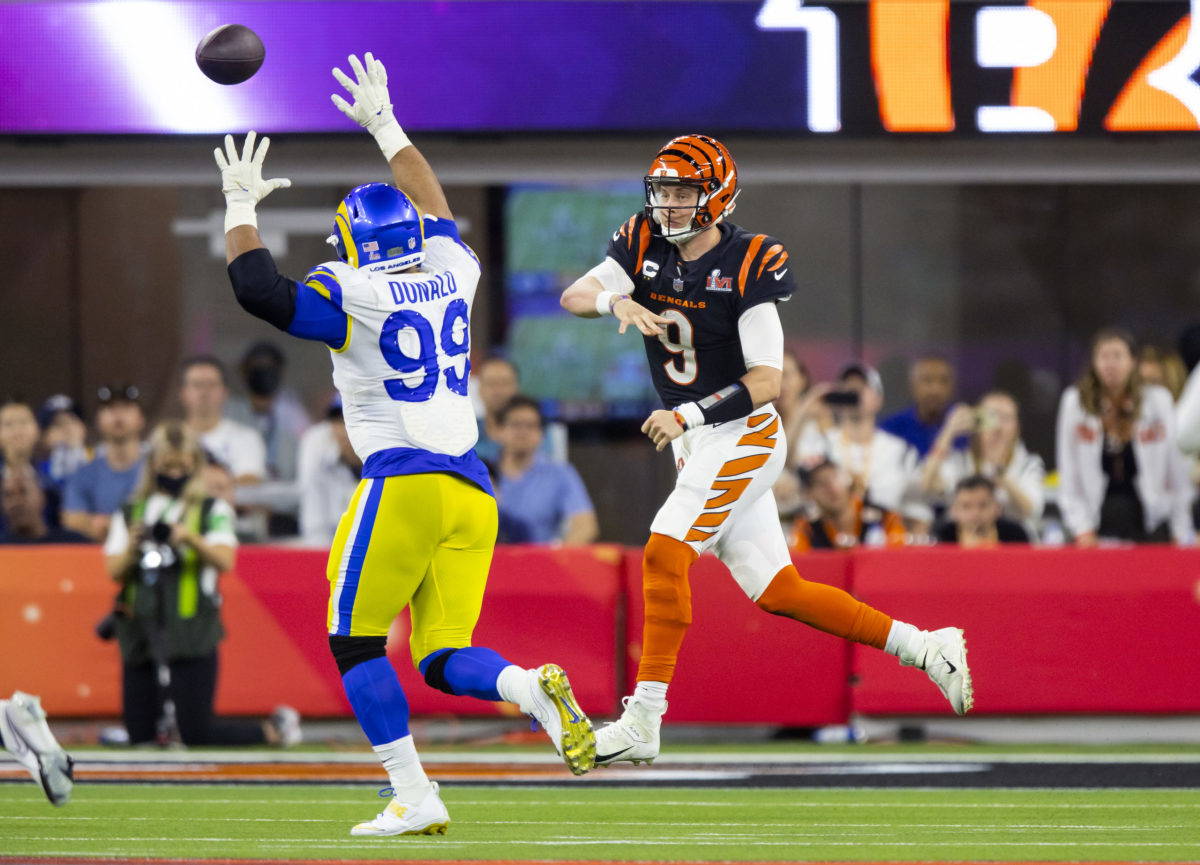 Cincinnati Bengals quarterback Joe Burrow (9) looks to pass against the Los  Angeles Rams during …