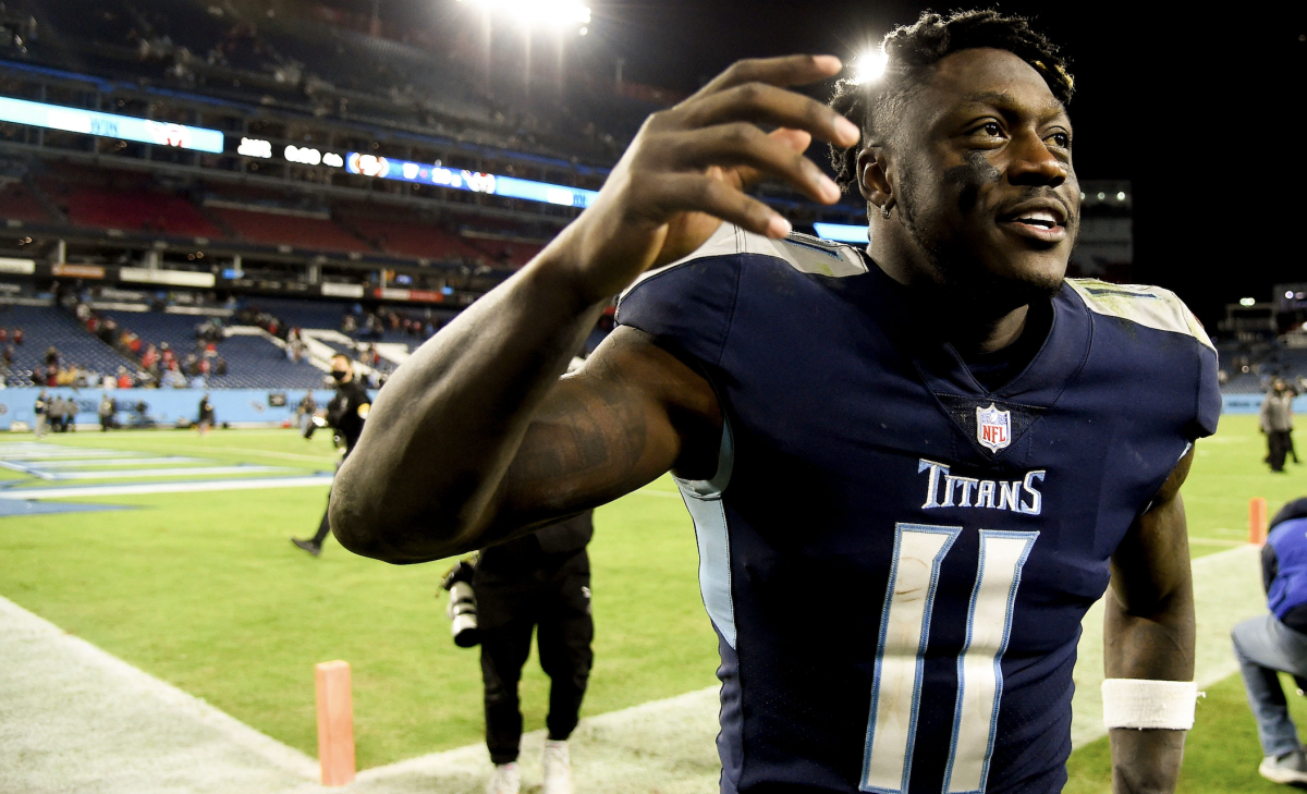 Dianna Russini drops more good news on AJ Brown's Titans contract situation