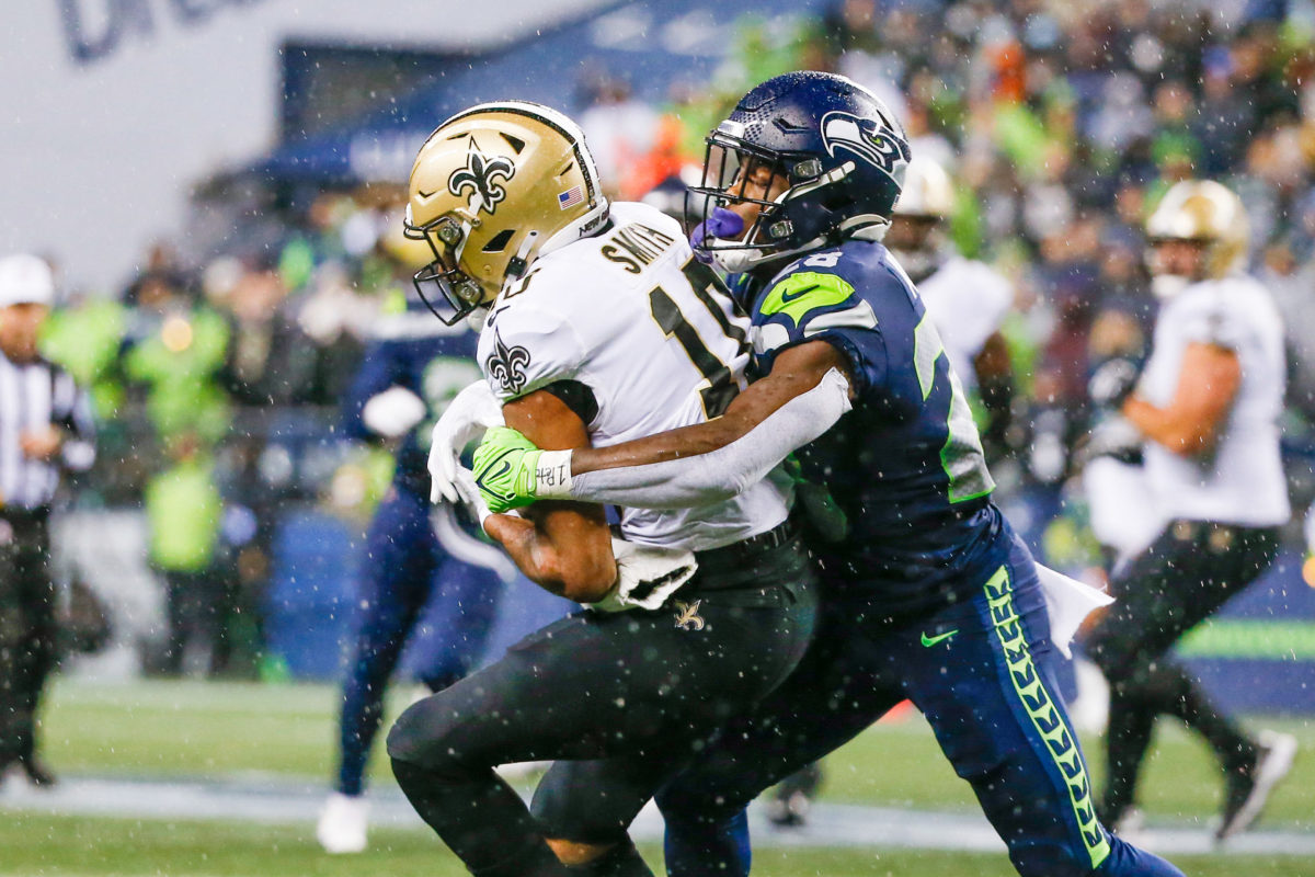 Seahawks trade former Oregon DB Ugo Amadi to Philadelphia Eagles