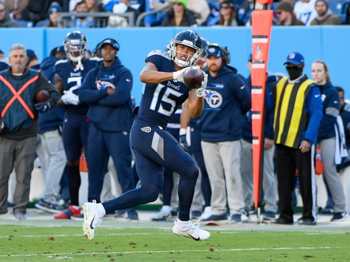 Tennessee Titans wide receiver Nick Westbrook-Ikhine (15) runs a route  during their game against the New York Giants Sunday, Sept. 11, 2022, in  Nashville, Tenn. (AP Photo/Wade Payne Stock Photo - Alamy