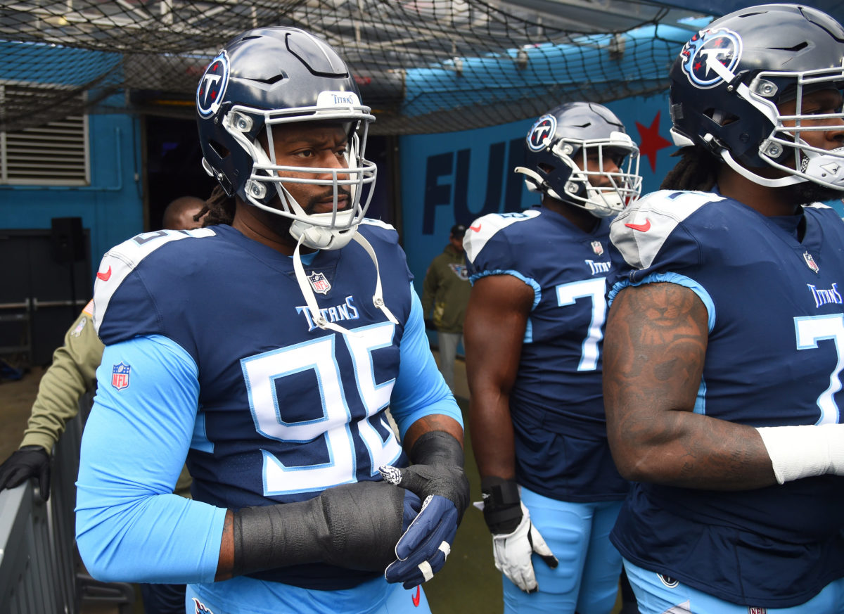 Tennessee Titans Denico Autry (knee) to have MRI