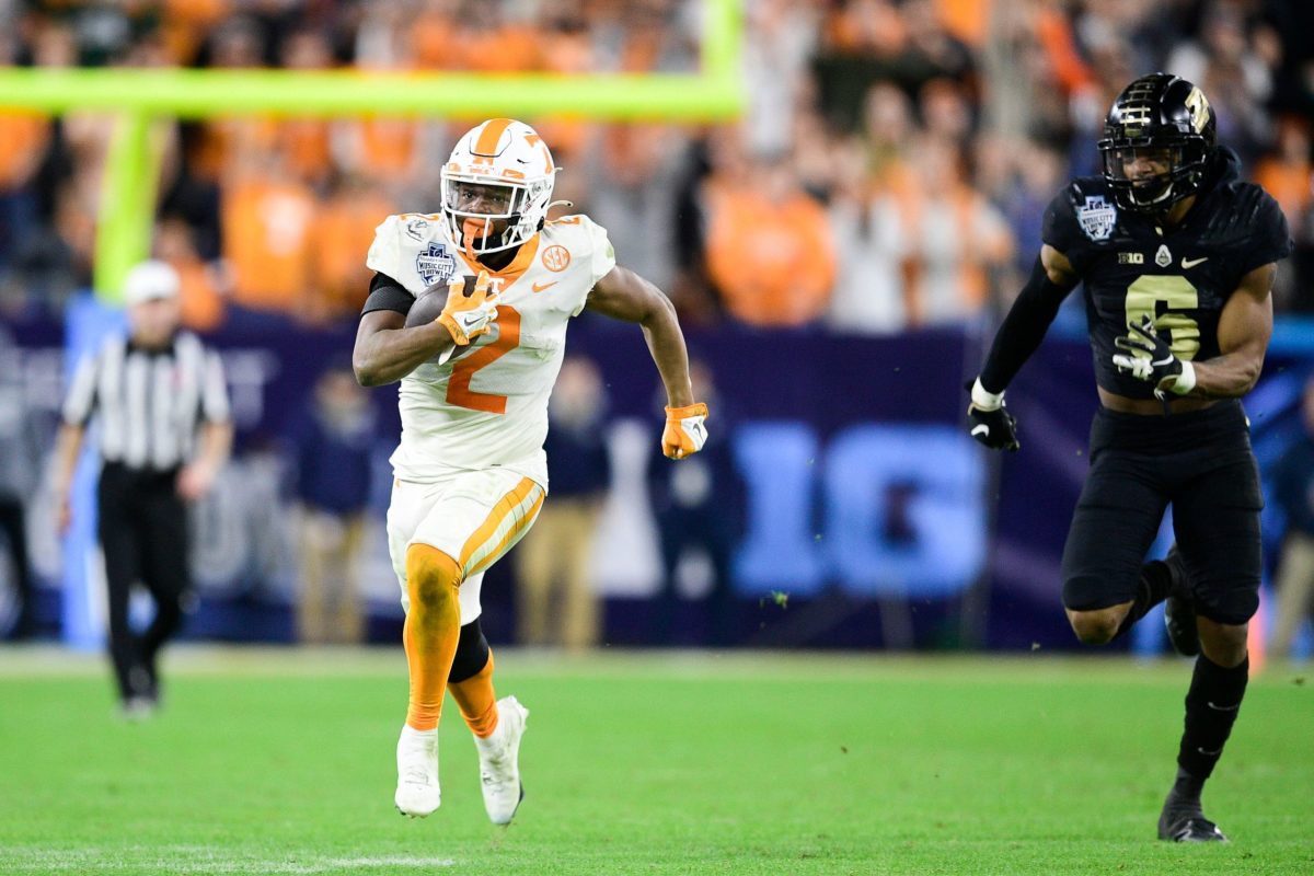 NASHVILLE, TN - DECEMBER 30: Tennessee Volunteers running back