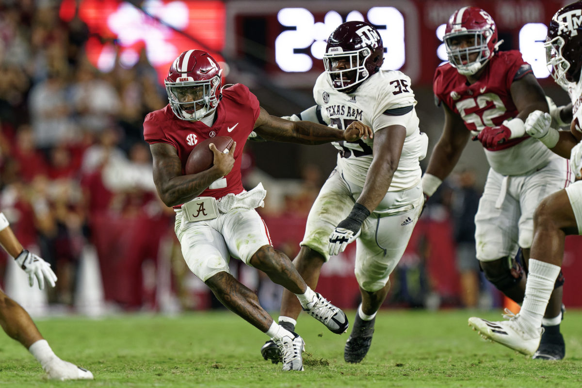 National Analyst Suggests Alabama Could Break Out A Surprise Against ...