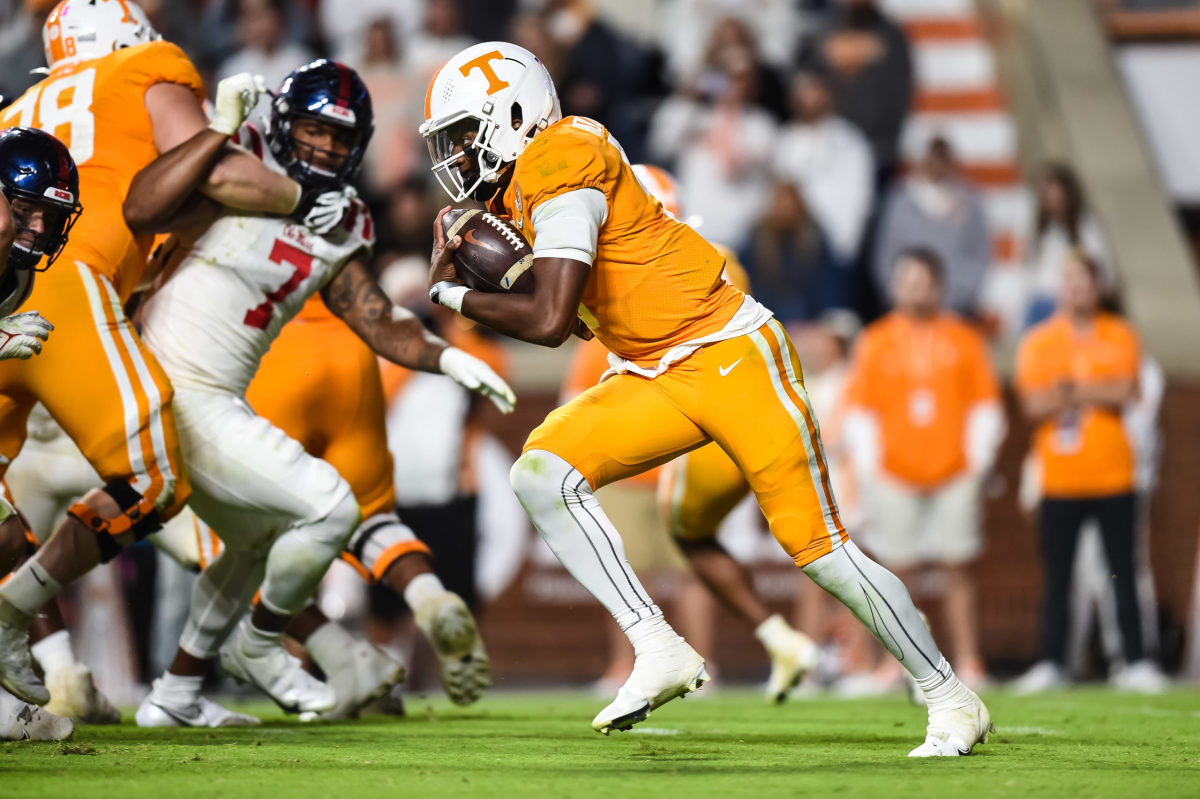 Tennessee Vols working to make key addition to offense for 2022