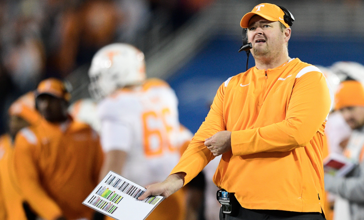 Tennessee Vols should try to steal wide receivers coach from SEC West ...