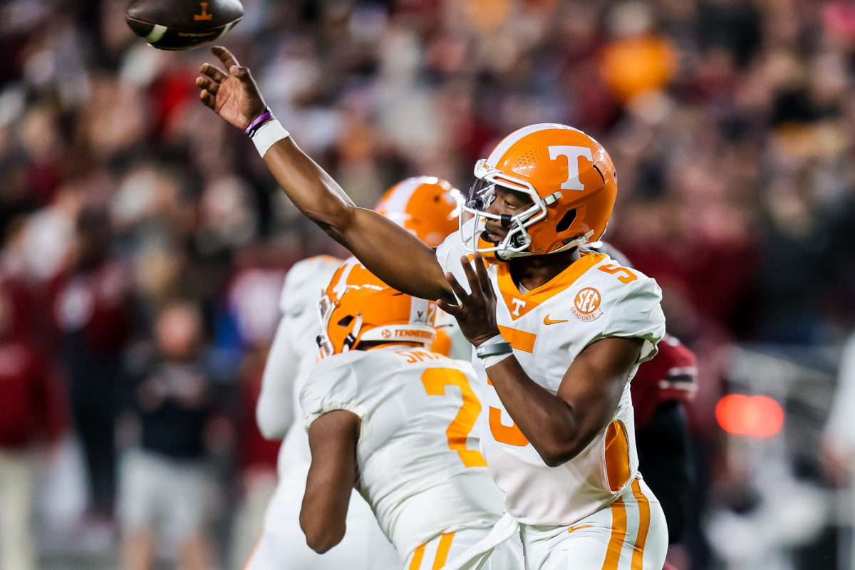 Tennessee Quarterback Hendon Hooker Tears ACL