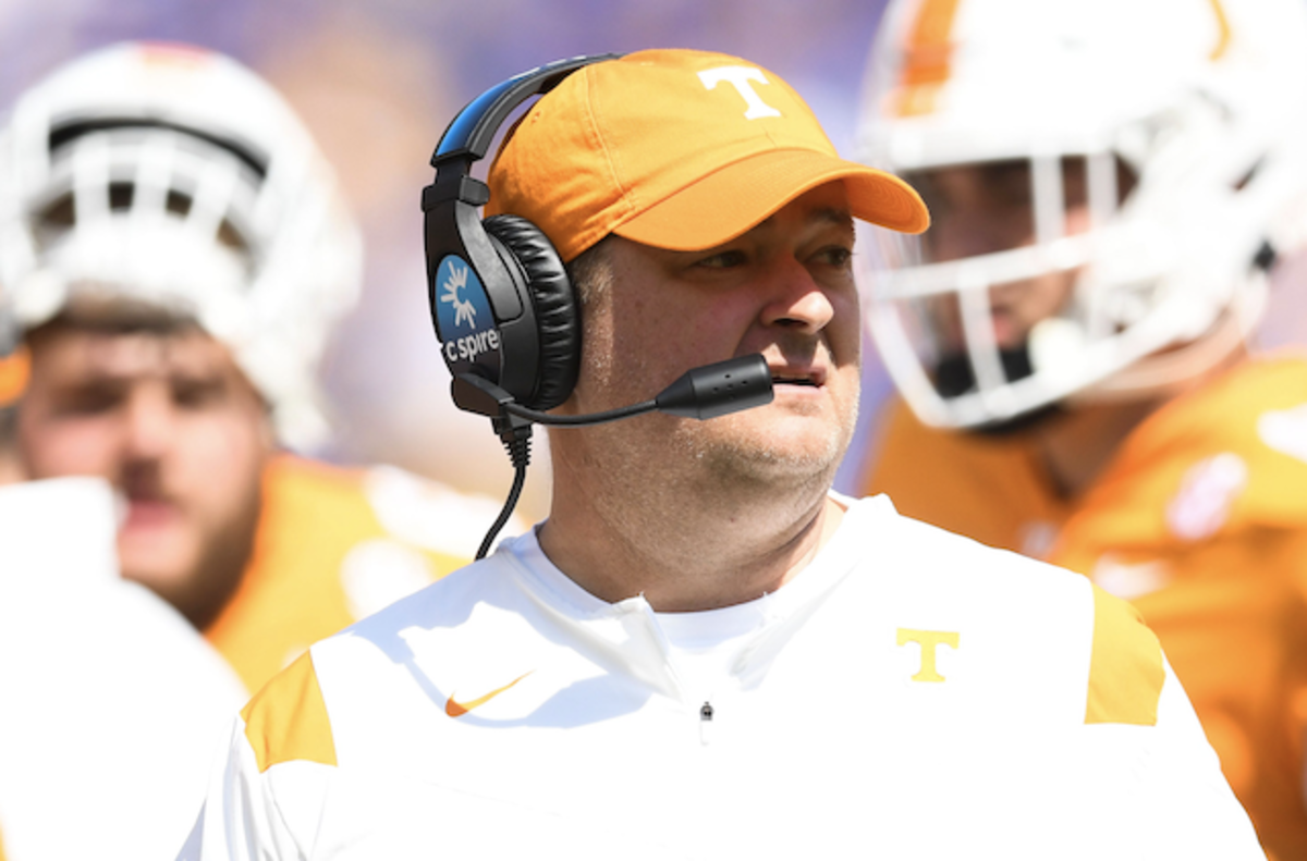Tennessee Vols How Josh Heupel Should Handle Qb Situation Against Tennessee Vols How Josh Heupel Should Handle Qb Situation Against