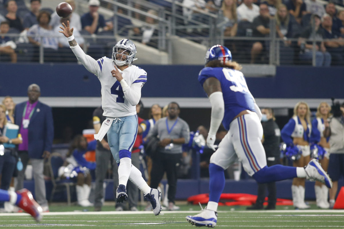 Ex-Giants QB steps in for Dak Prescott after significant injury in